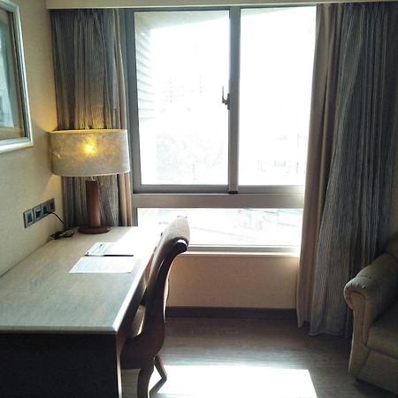 Taichung Charming City Hotel Extérieur photo