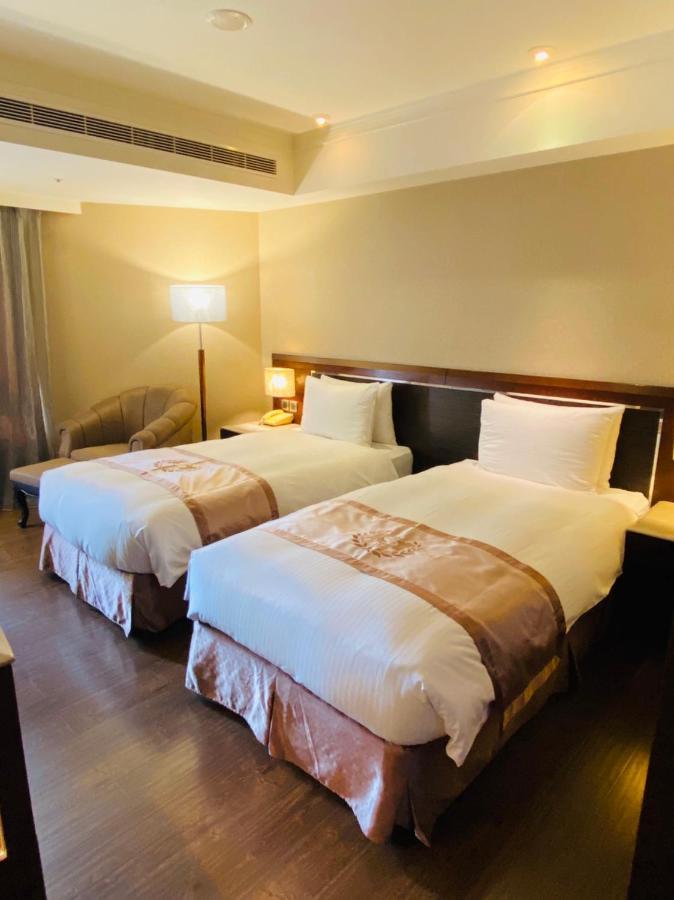 Taichung Charming City Hotel Extérieur photo