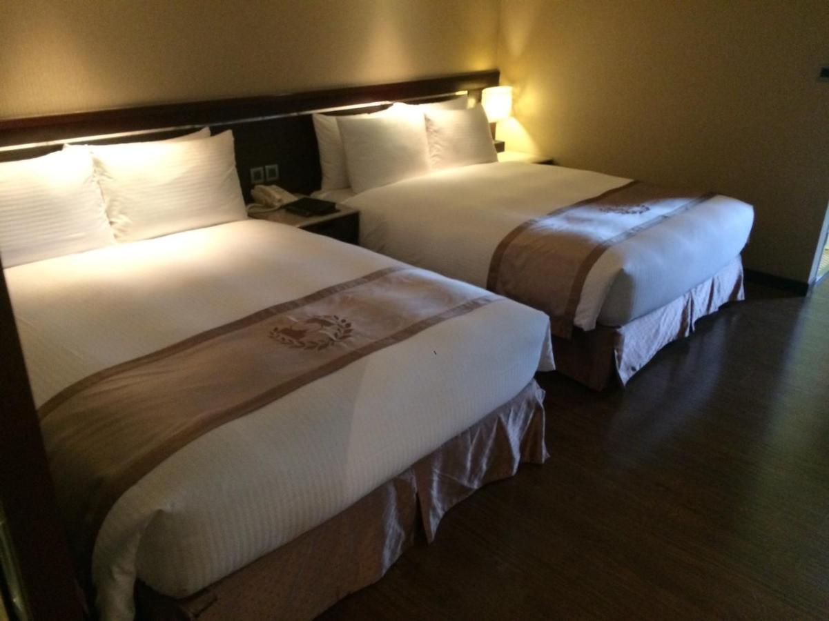 Taichung Charming City Hotel Extérieur photo