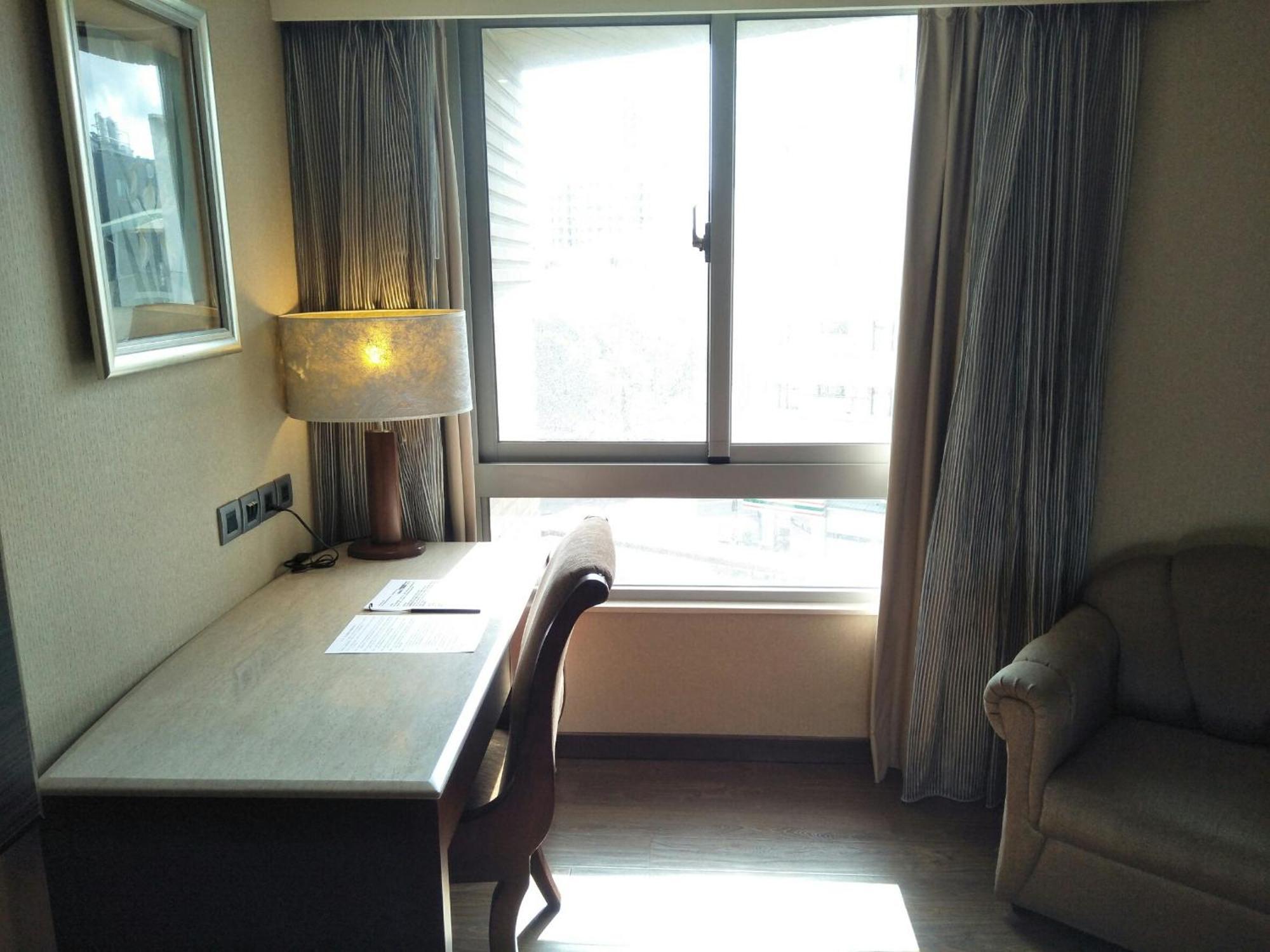 Taichung Charming City Hotel Extérieur photo