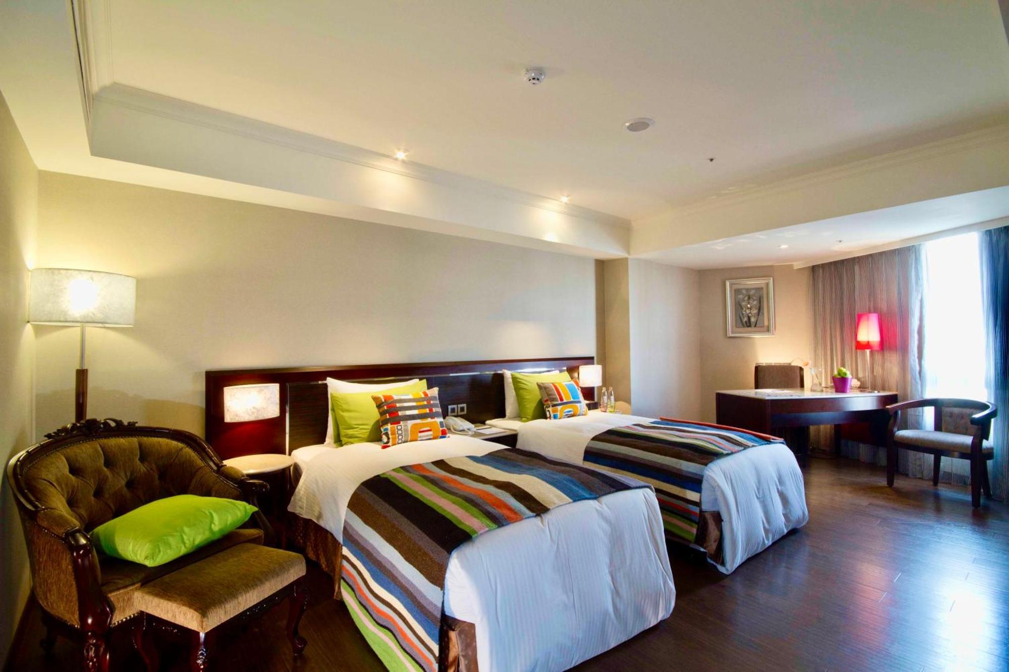 Taichung Charming City Hotel Extérieur photo