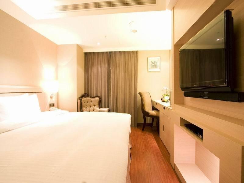 Taichung Charming City Hotel Extérieur photo
