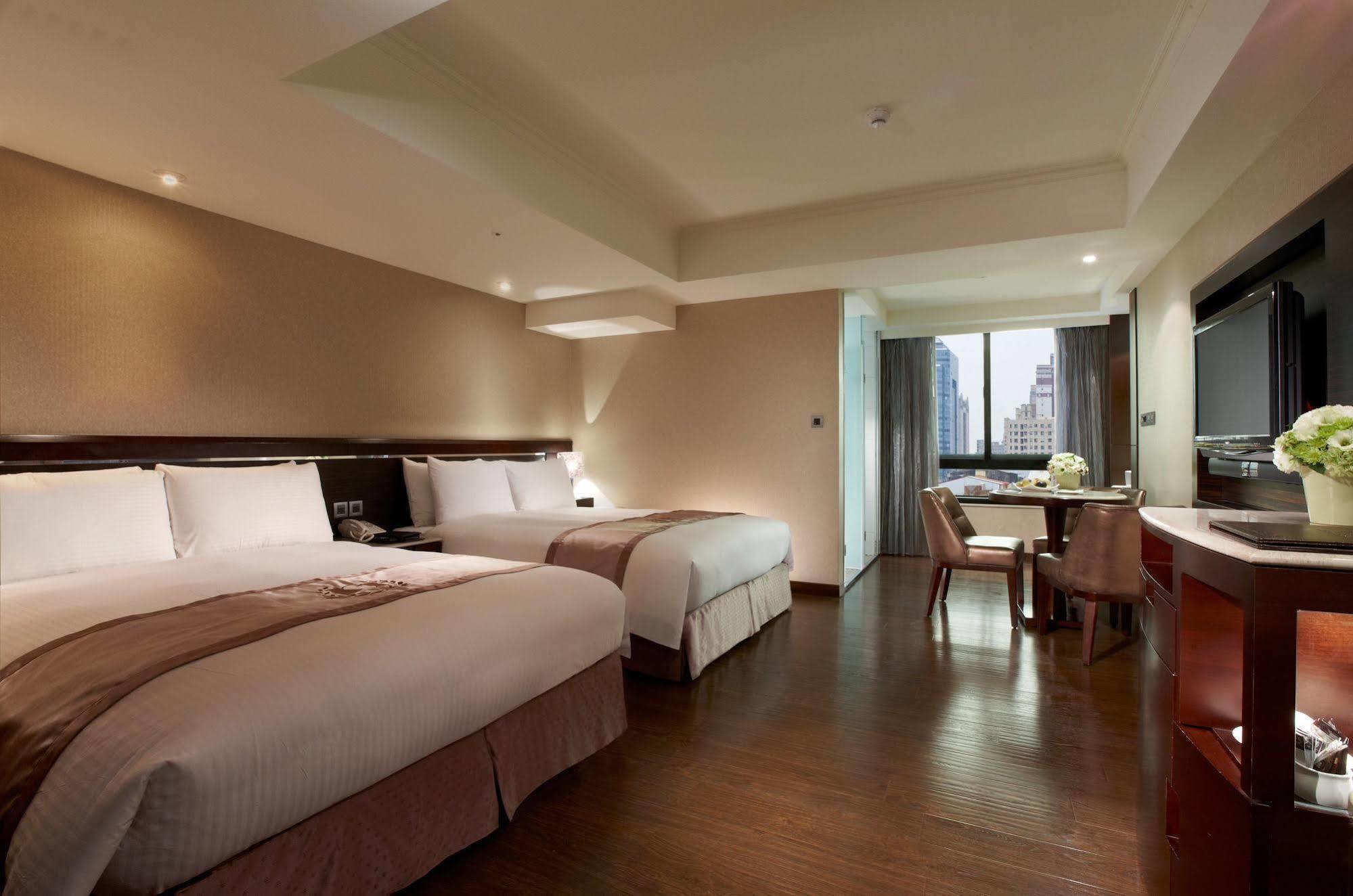 Taichung Charming City Hotel Extérieur photo