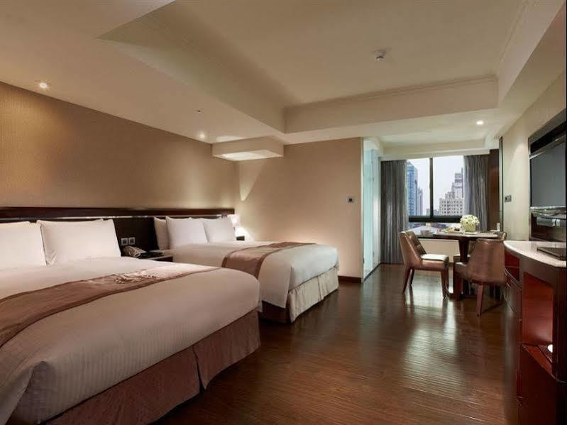 Taichung Charming City Hotel Extérieur photo