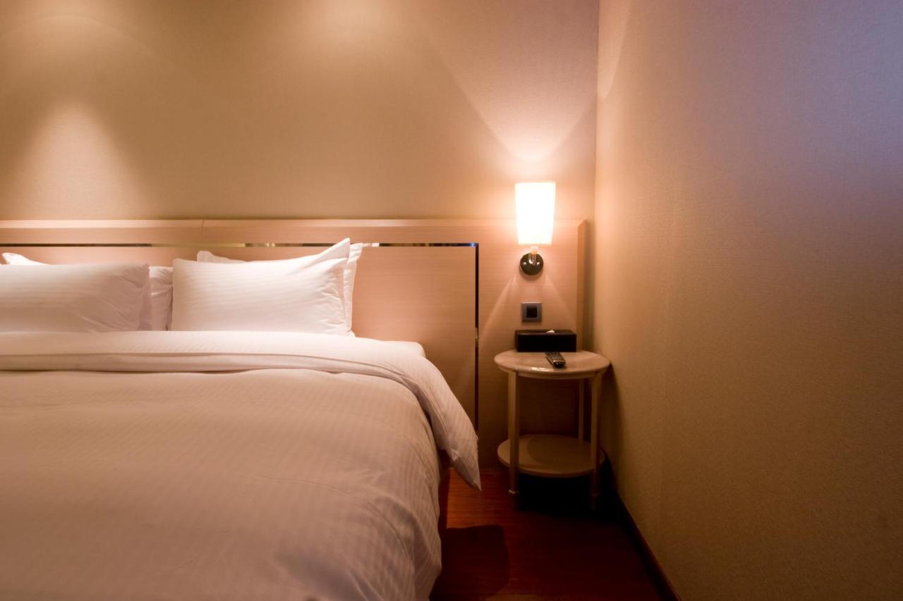 Taichung Charming City Hotel Extérieur photo