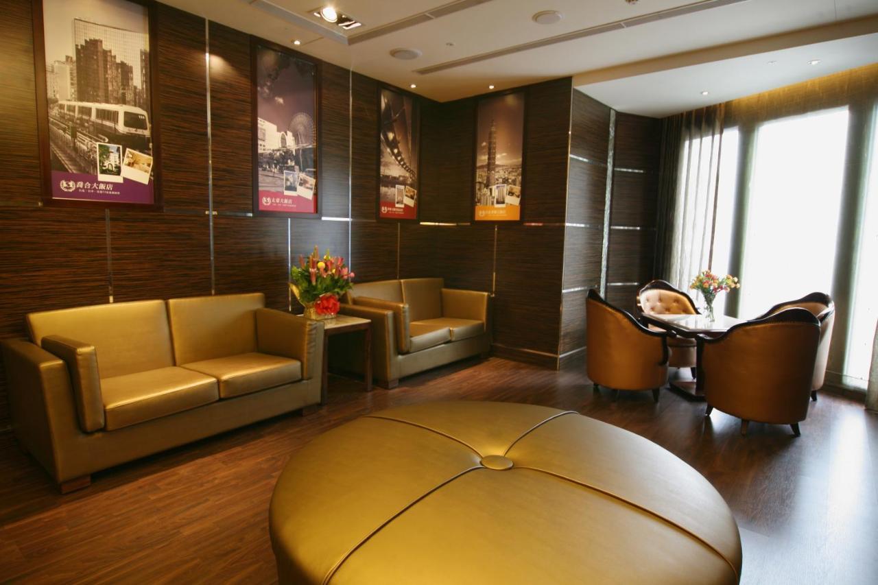 Taichung Charming City Hotel Extérieur photo