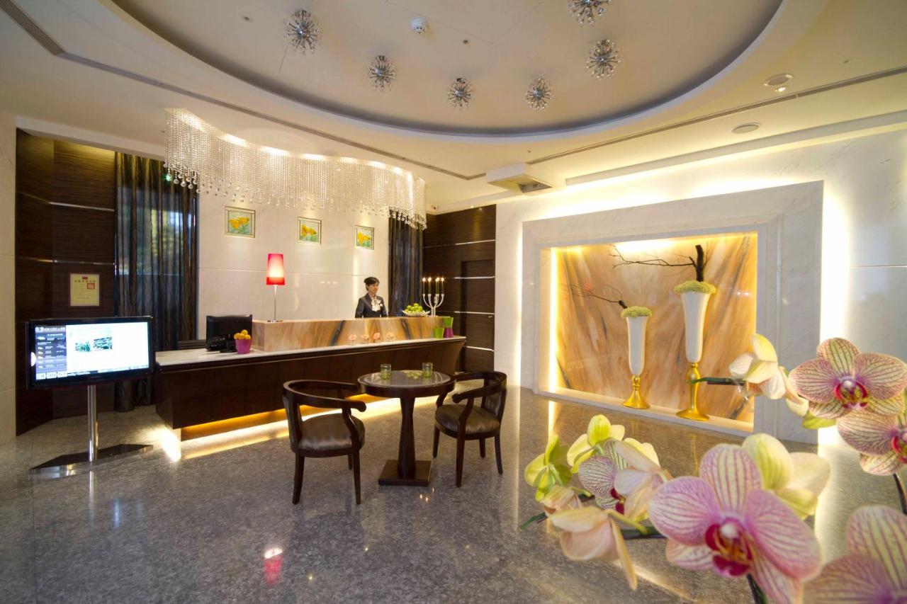 Taichung Charming City Hotel Extérieur photo